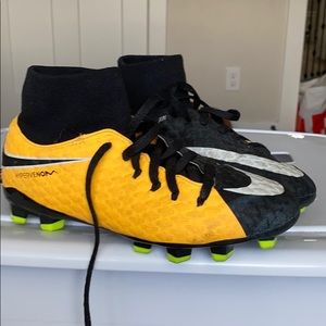 Nike indoor soccer shoes